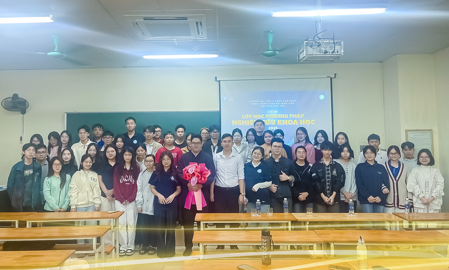 Bế mạc lớp Phương pháp nghiên cứu khoa học dành cho học viên, sinh viên